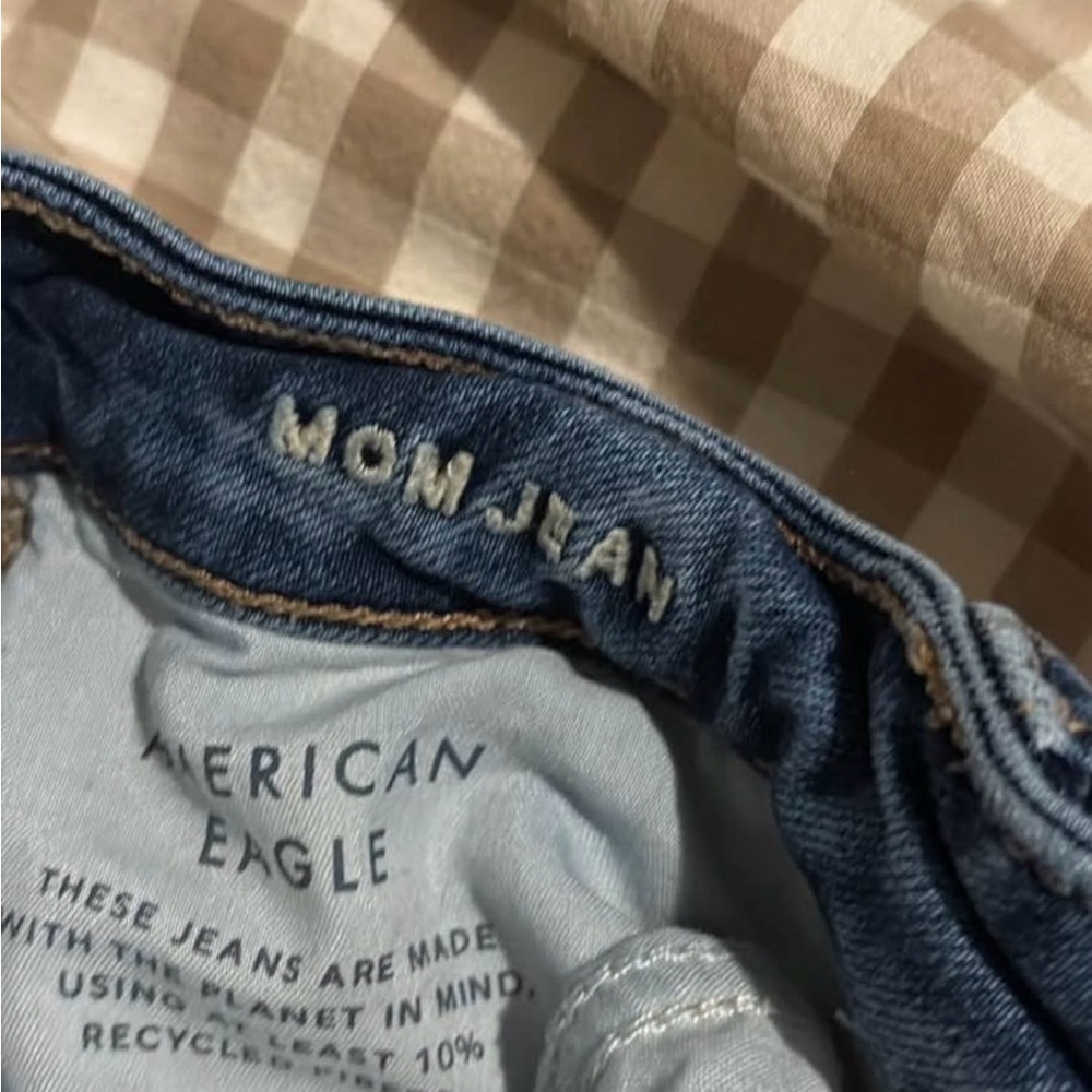 American Eagle Mom Jeans - Picture 4 of 5